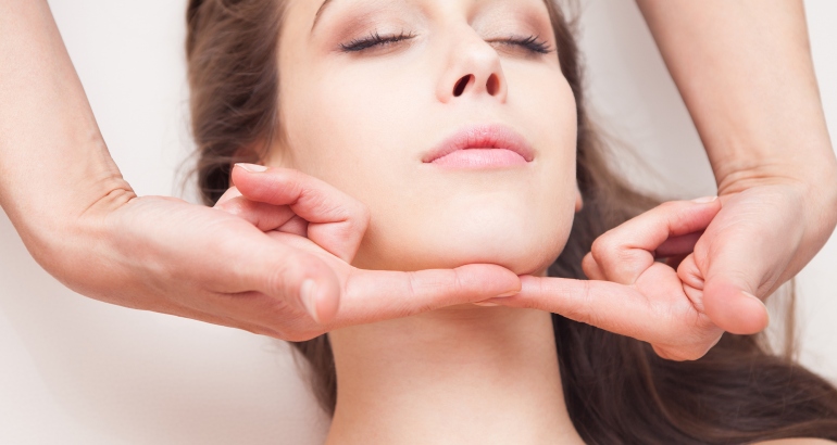 Dermaplaning